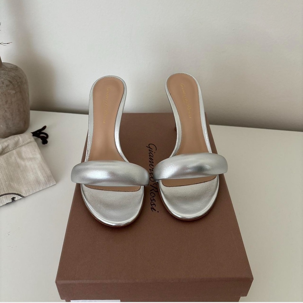 Gianvito Rossi Silver Heels